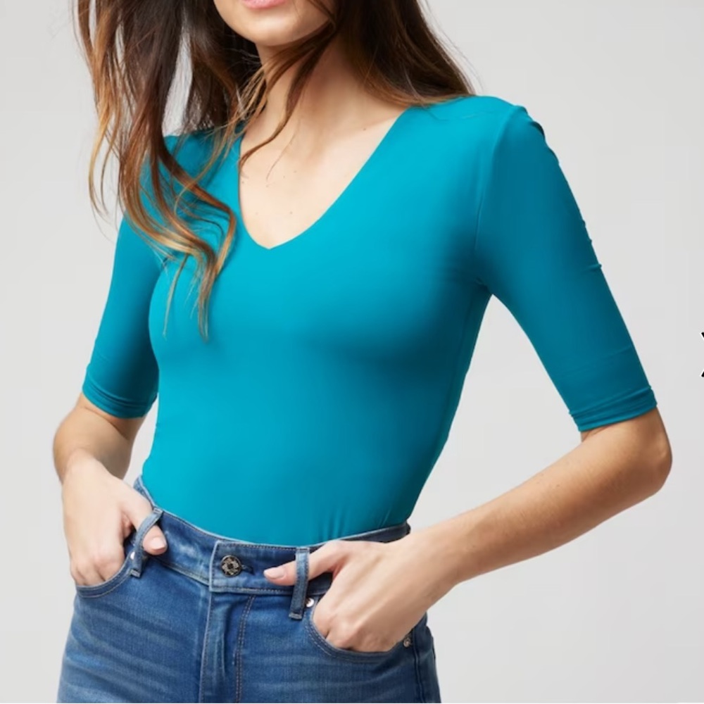 New WHBM® FORME Elbow-Sleeve Top